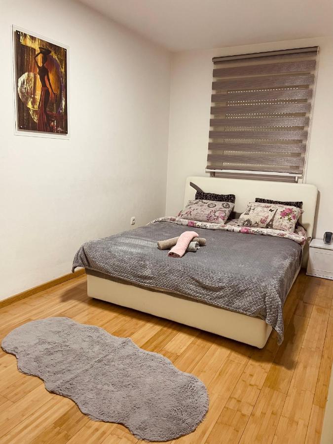 Apartman Royal 1 Doboj Bagian luar foto