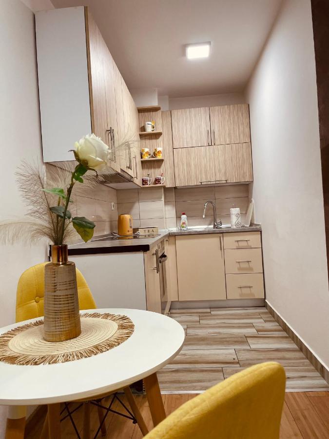 Apartman Royal 1 Doboj Bagian luar foto
