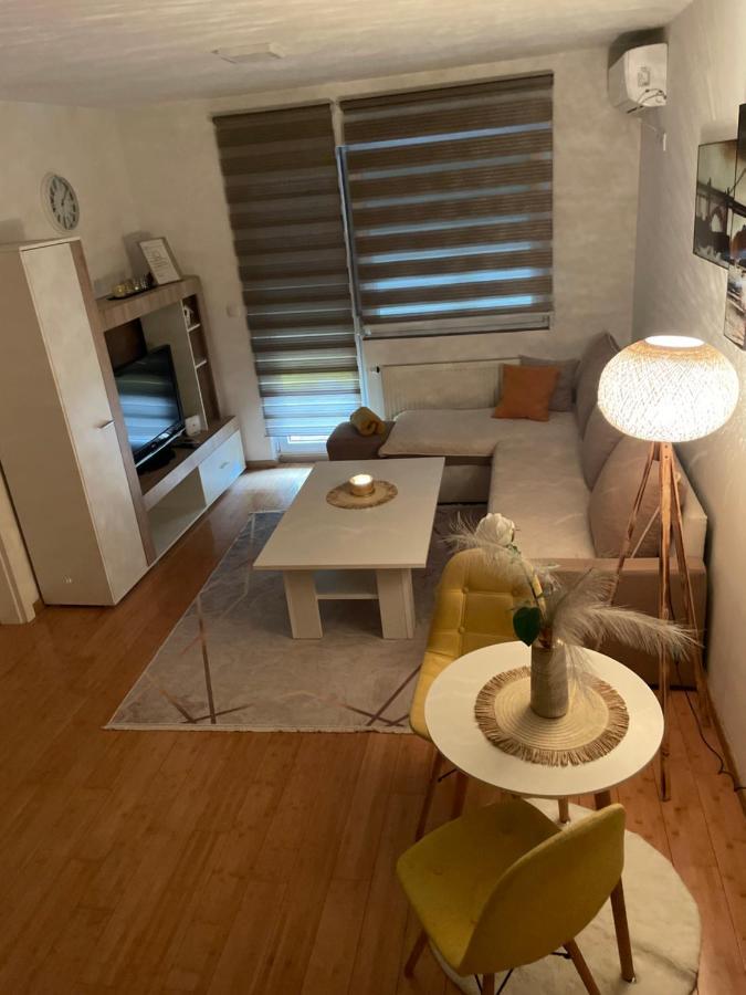 Apartman Royal 1 Doboj Bagian luar foto